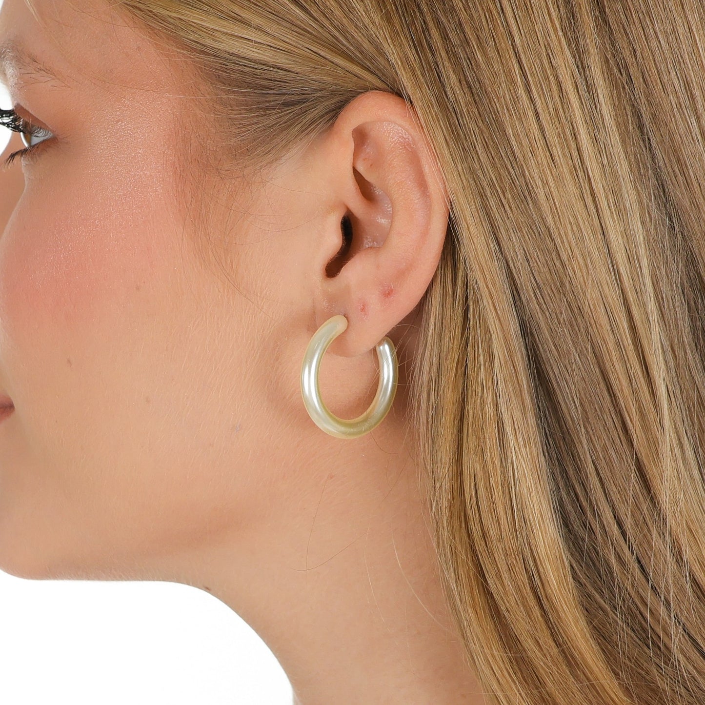 Daily Pearlized Hoops Gold