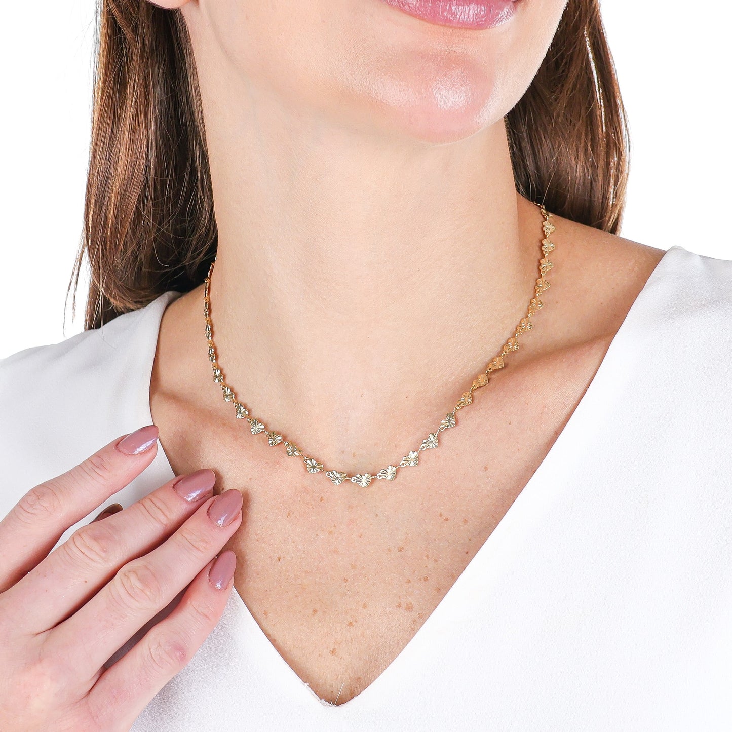 Detailed Heart Chain Necklace Gold