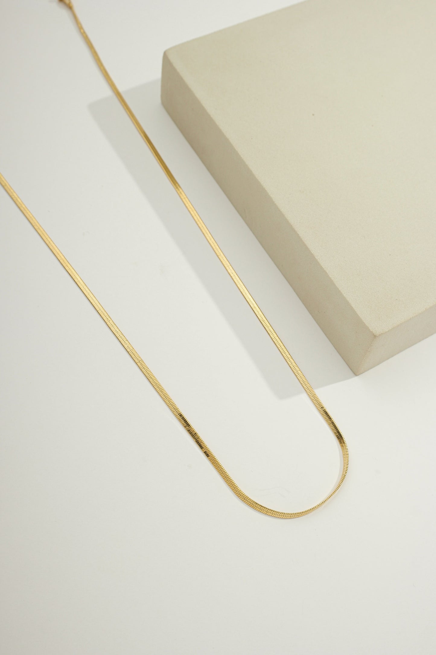 Sleek Snake Chain - 2mm Wide Gold / 16"