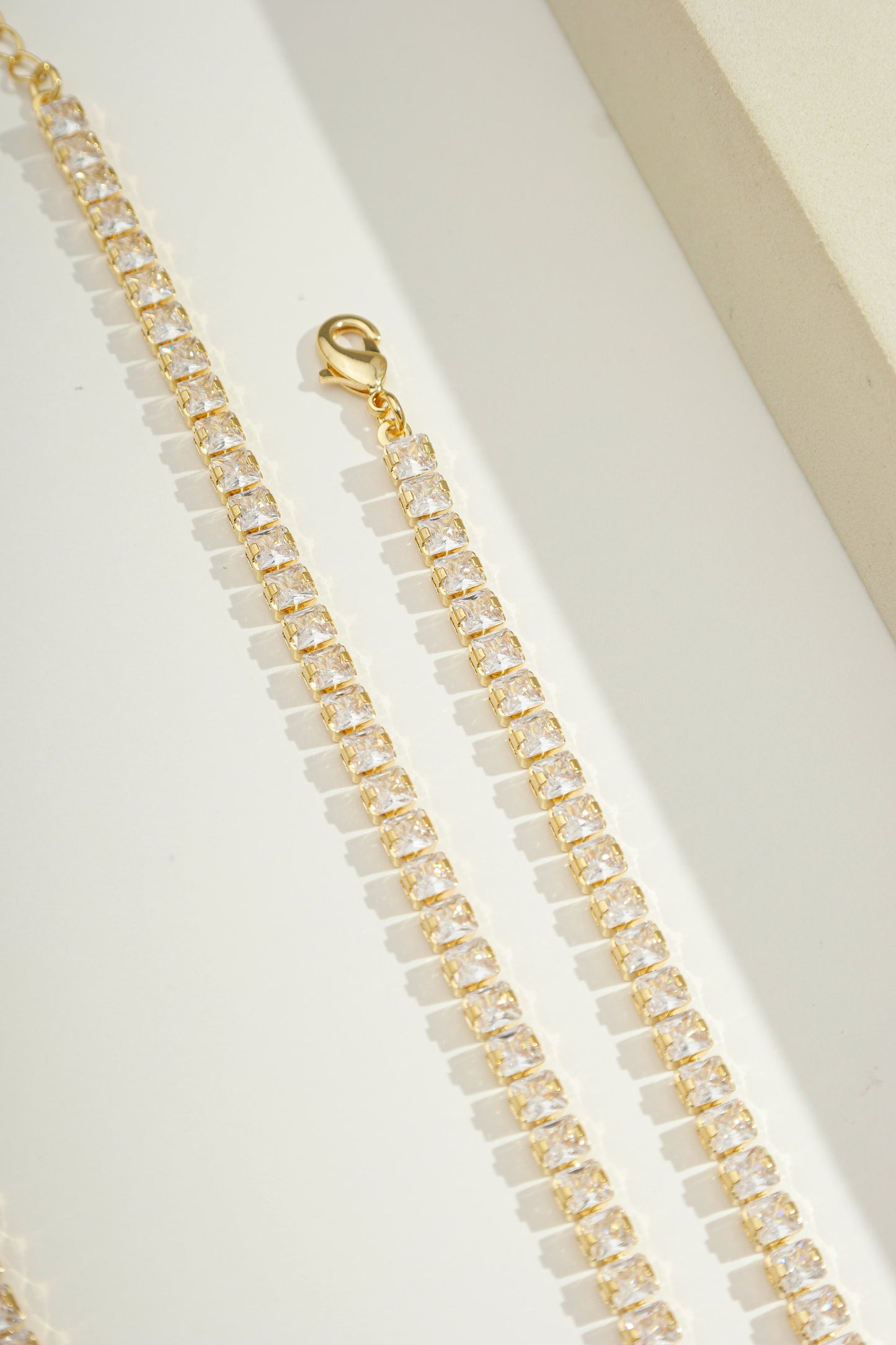 Olivia Tennis Bracelet Gold