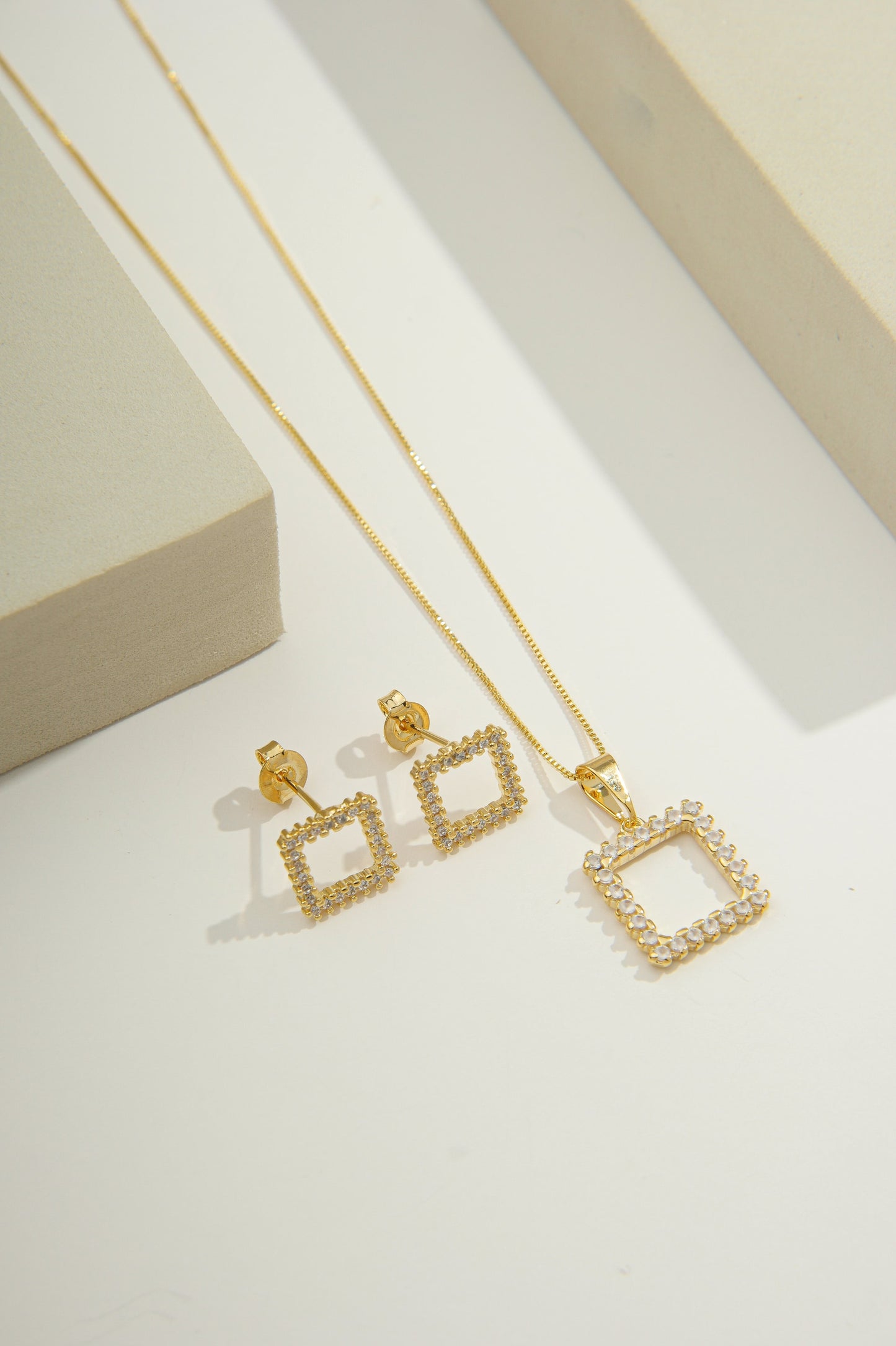 Square Zirconia Jewelry Set Gold