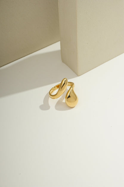 Glam Wave Ring Gold