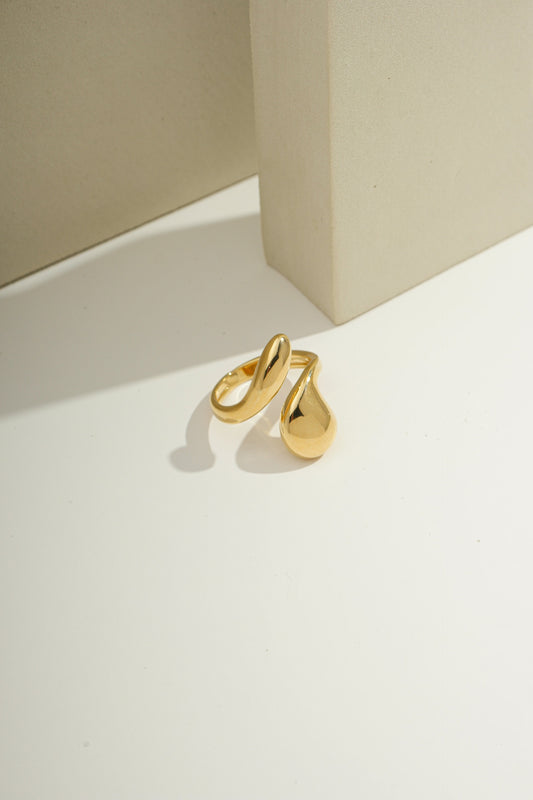 Glam Wave Ring Gold