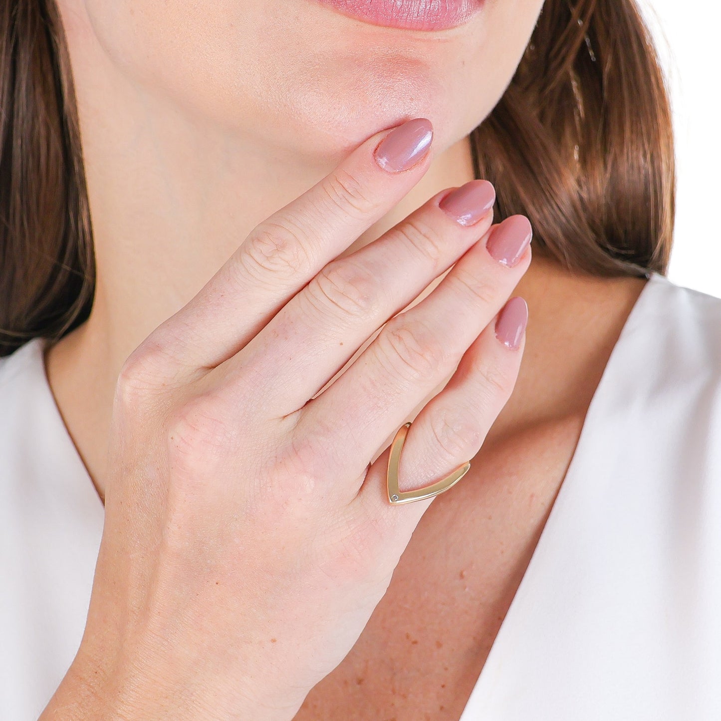 Adjustable V-Shaped Ring with Zirconia Gold