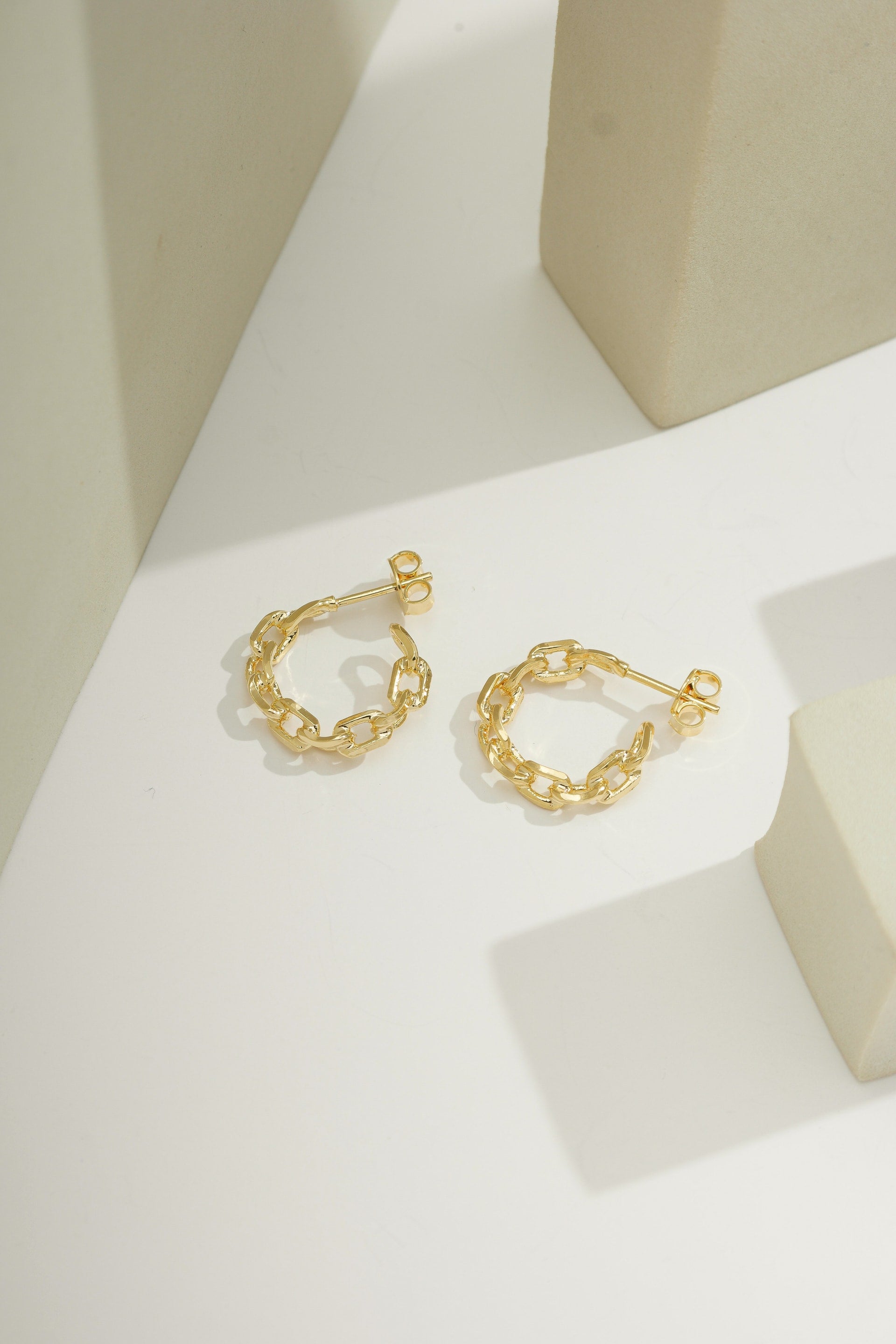 Small Link Hoops Gold