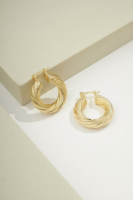 Copacabana Wave Hoops Gold