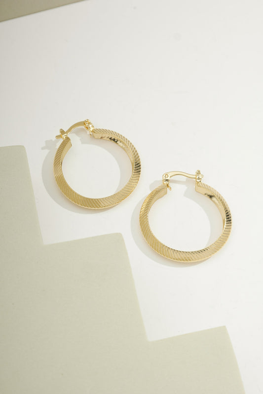Minimalist Ribbed Hoops Gold