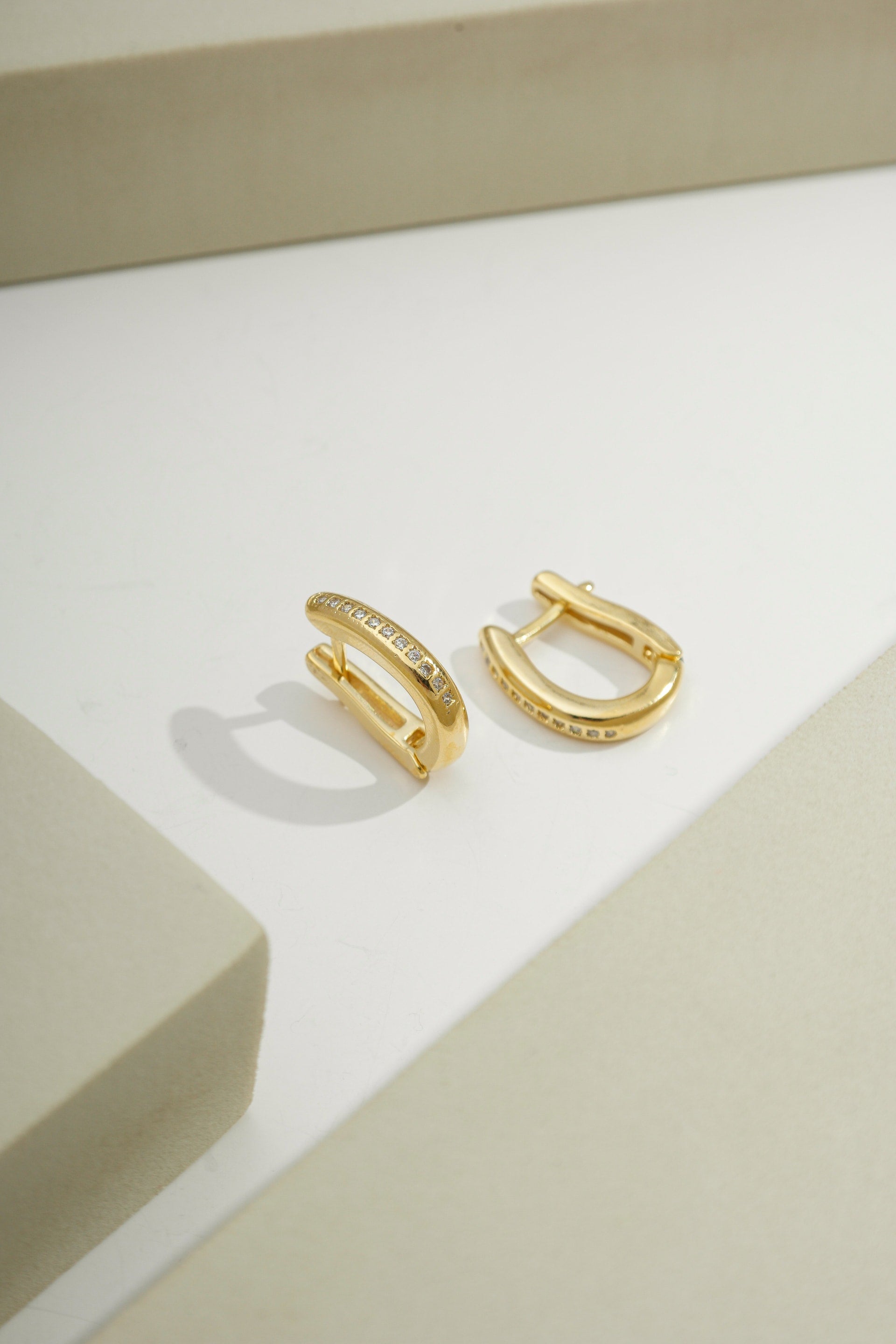 Evolet Huggies Gold