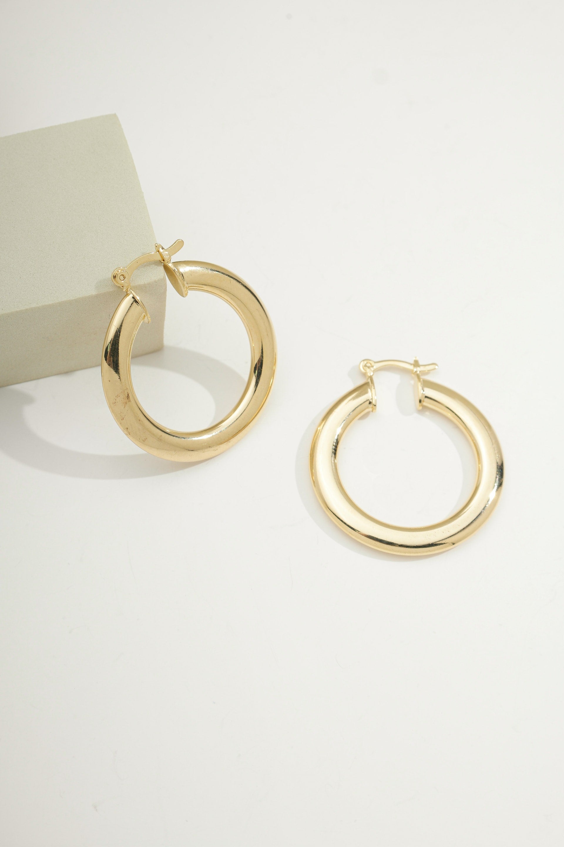 Essential Hoops Gold