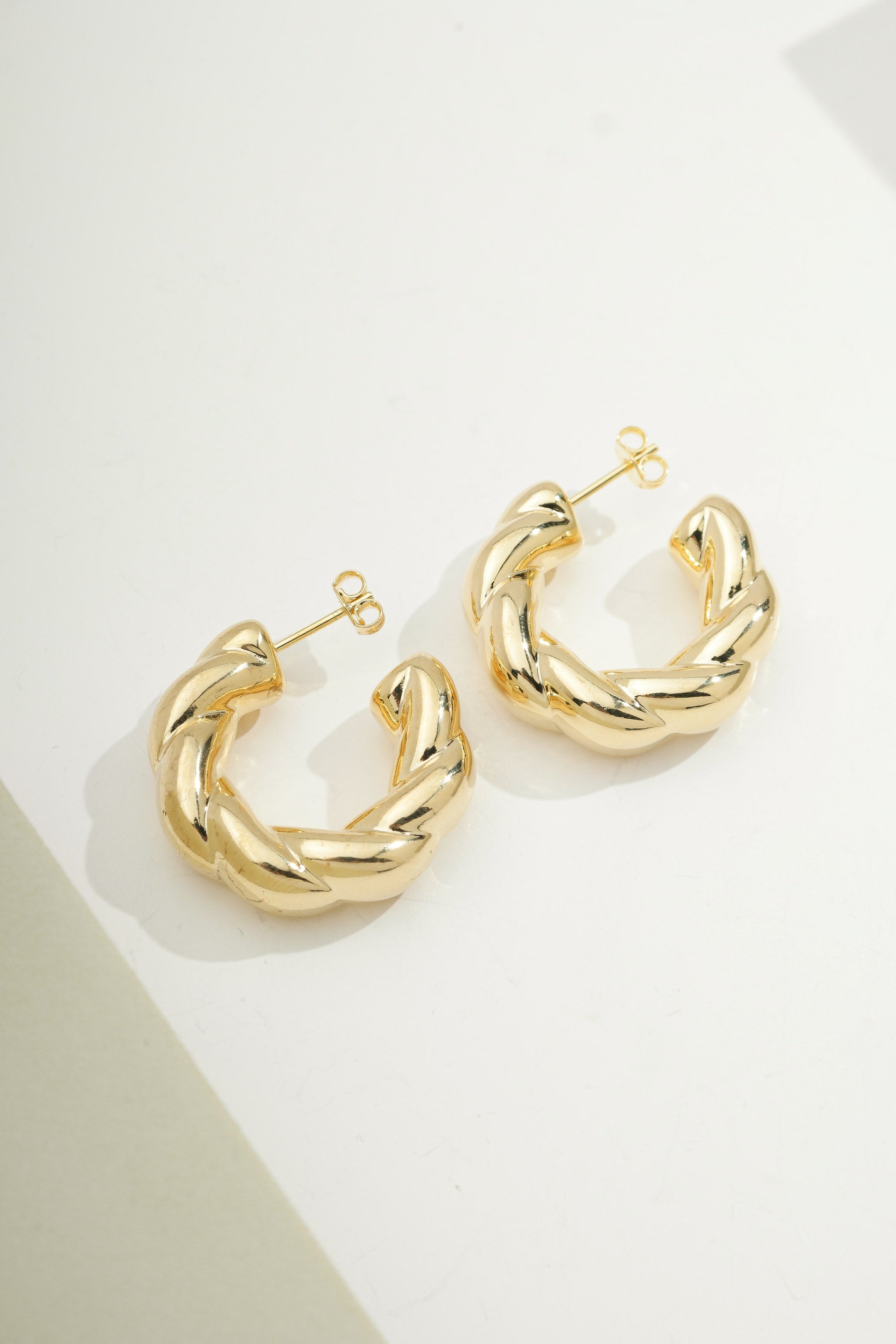 Small Bold Mariner Hoops Gold