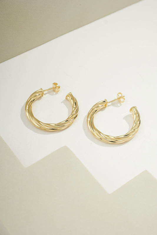 Sculptural Hoops Gold