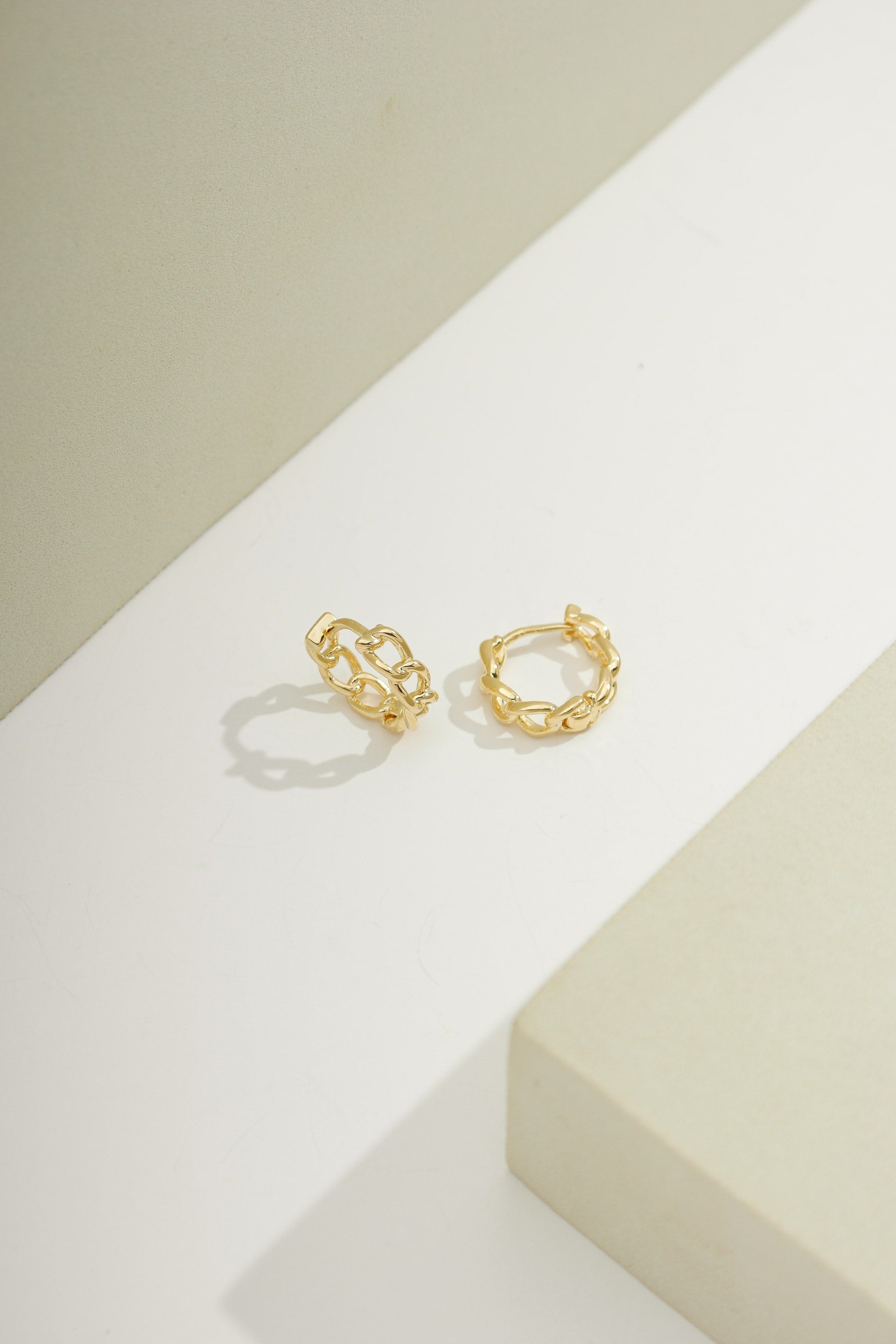 Petite Chain Link Hoops Gold