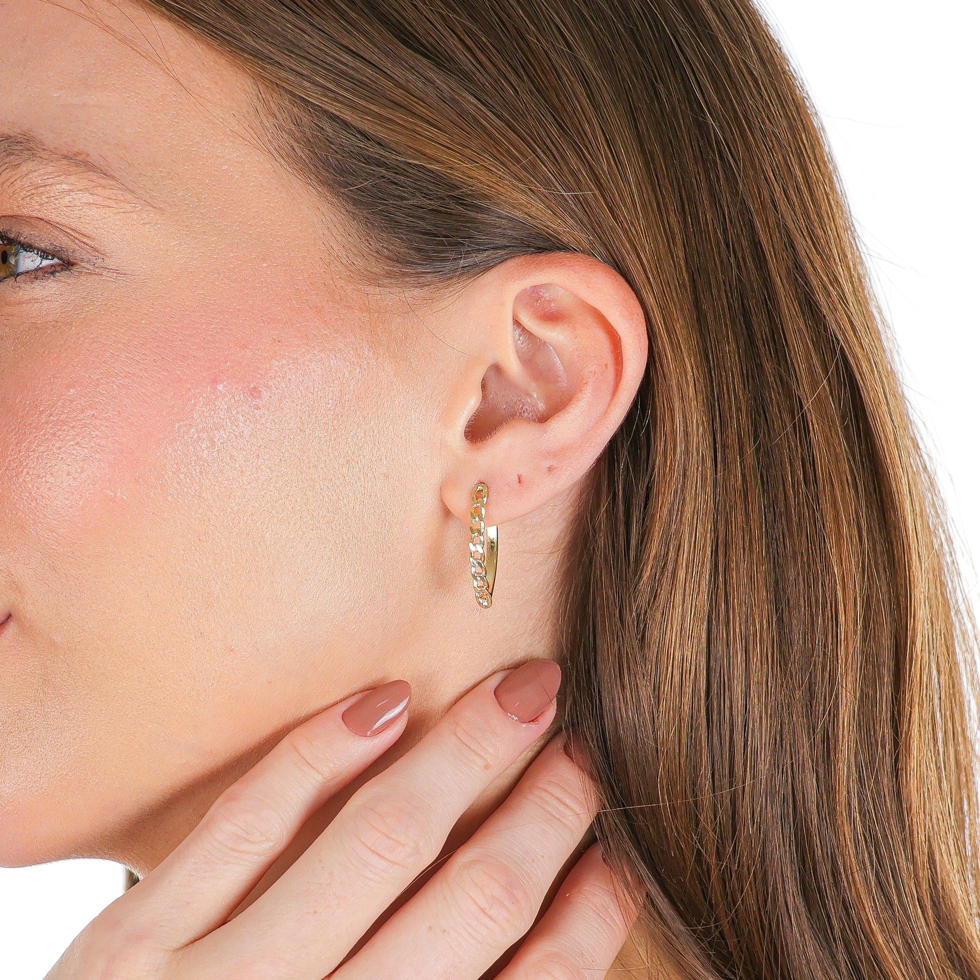 Modern V Link Hoops Gold