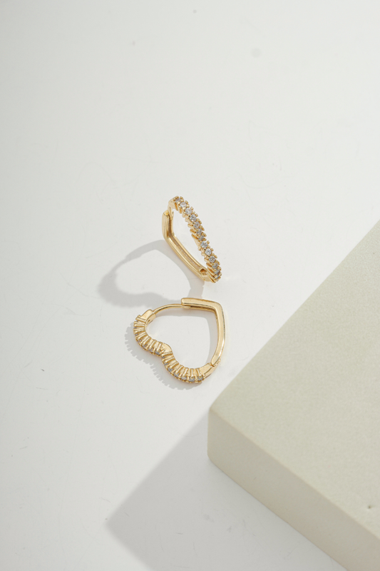 Dazzling Heart Huggie Gold