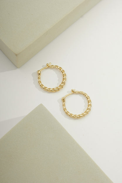 Dainty Mariner Hoops Gold