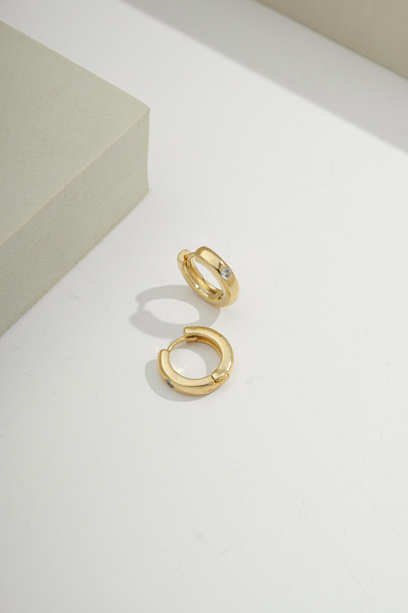 Mini Sol Huggie Gold