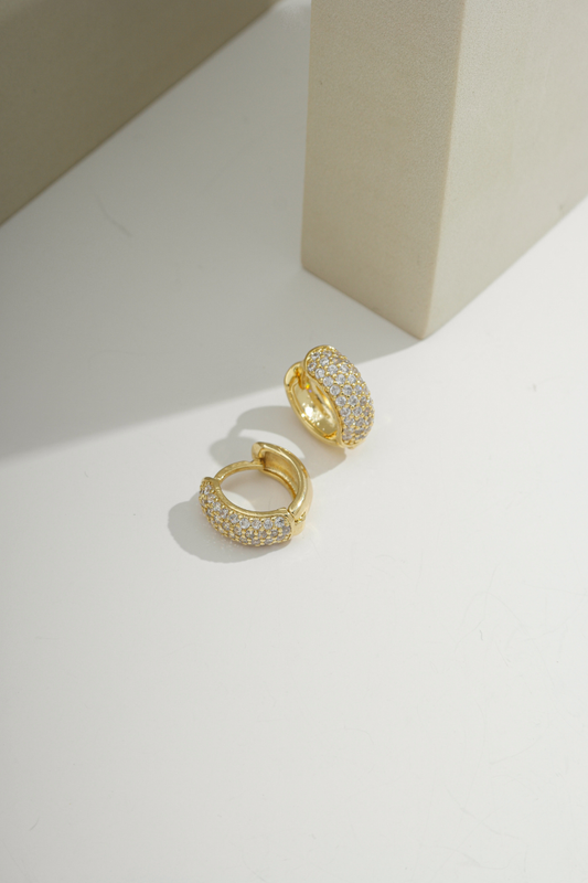 Brilliant Pavé Huggie Gold