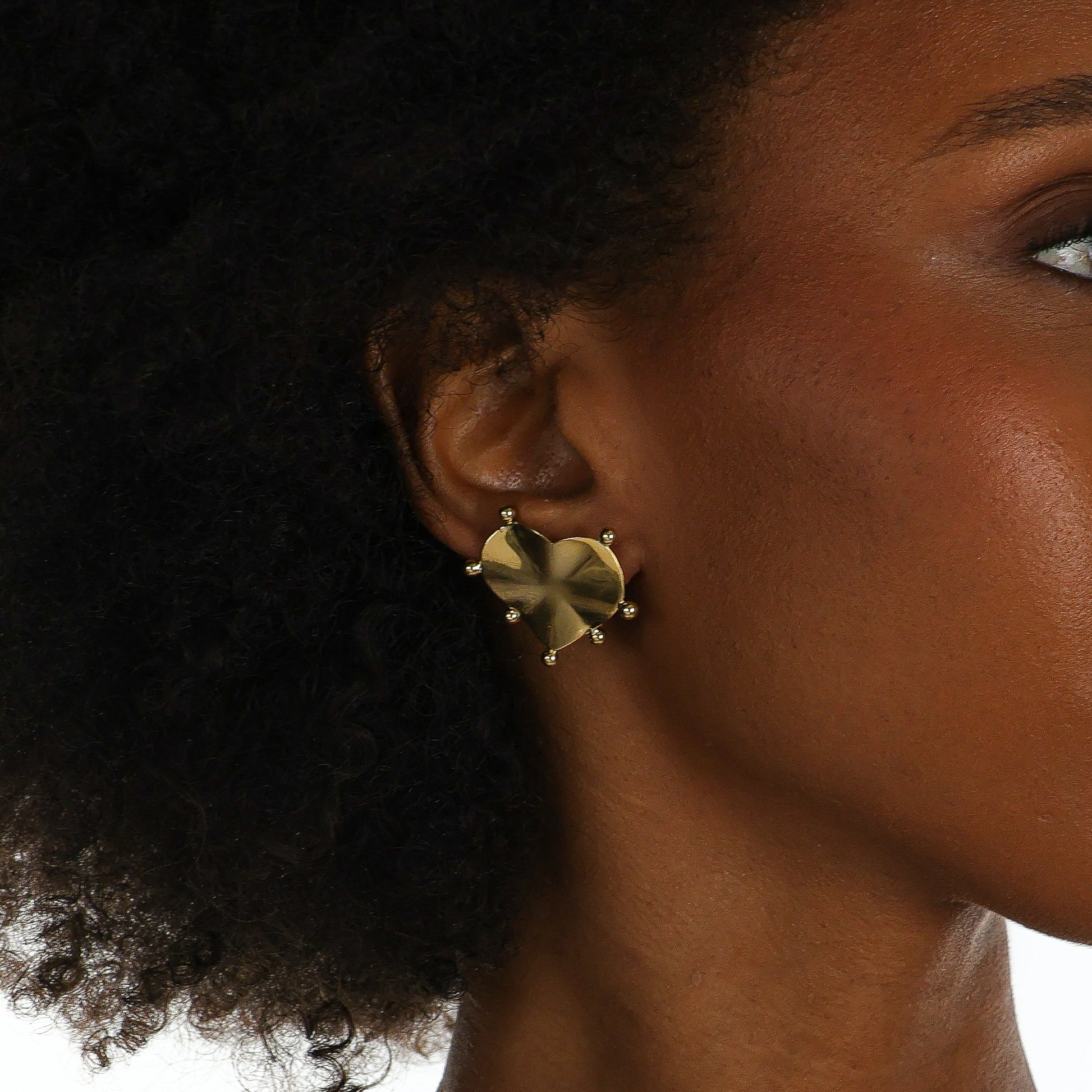 Kissed Heart Studs Gold