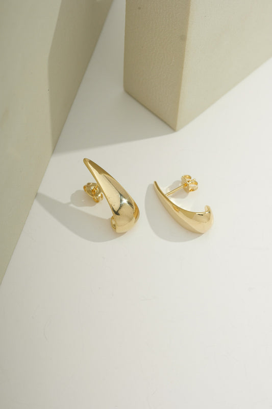 Featherlight Teardrop Earring Gold