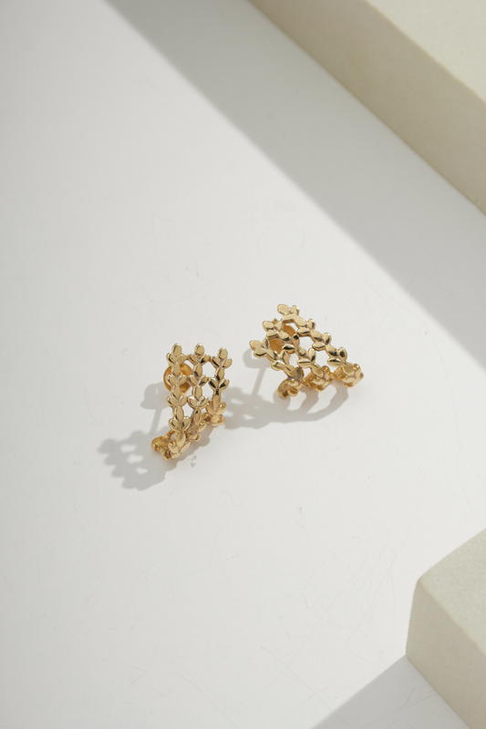 Vine Leaf Stud Earrings Gold