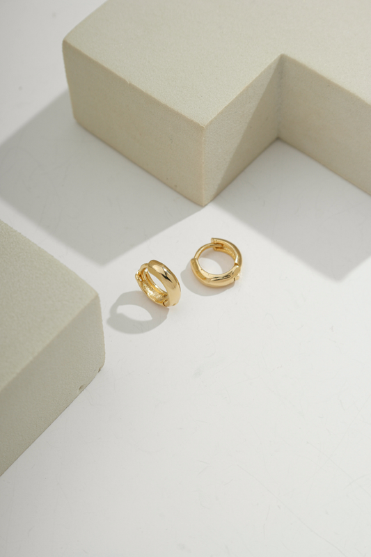 Mini Dainty Huggie Gold