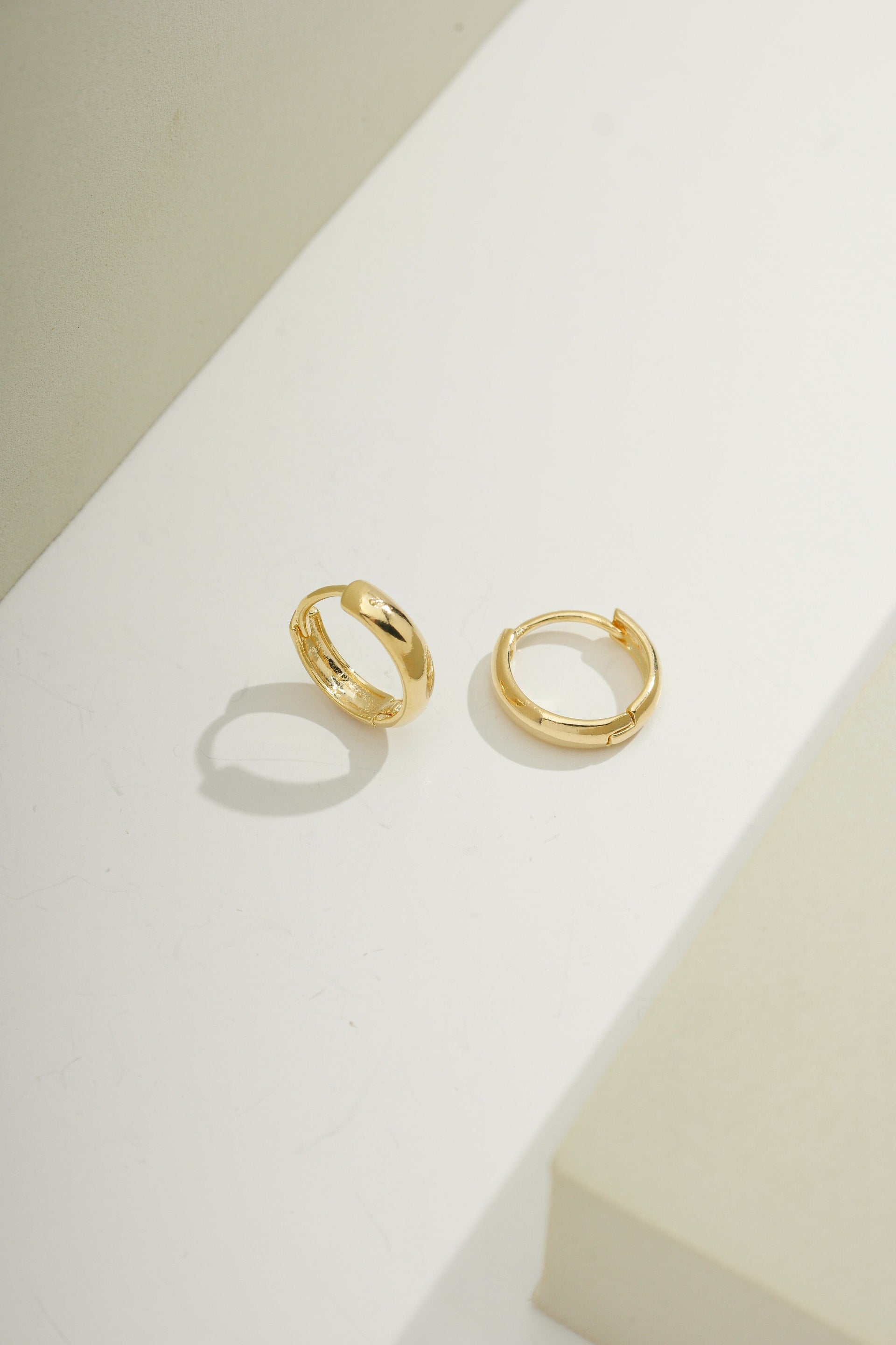Classic Sleek Mini Hoop Earrings 15mm