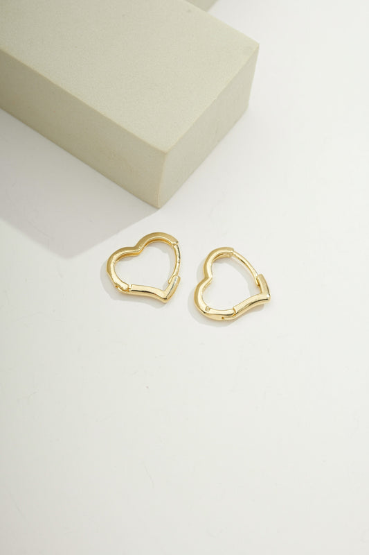 Dainty Heart Hoop Earrings 16mm