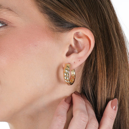 Sculpted Wave Hoops Gold