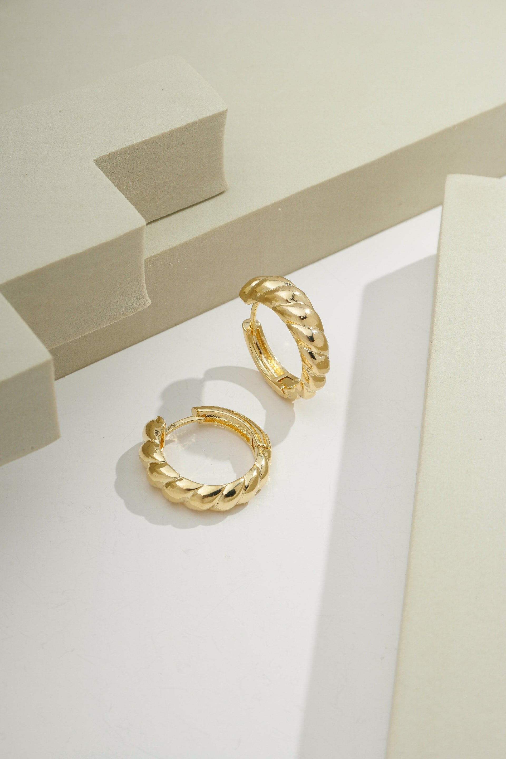 Sculpted Wave Hoops Gold