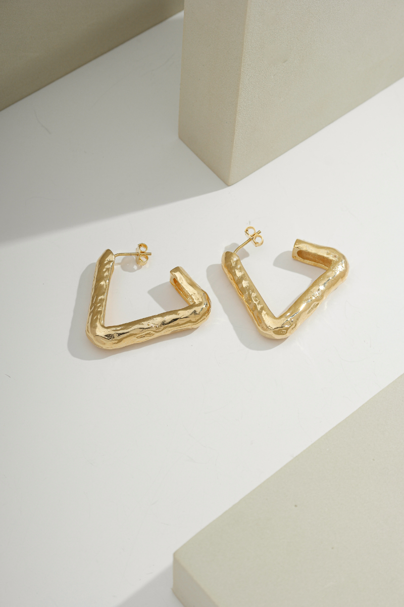 Hammered Triangular Hoops Gold