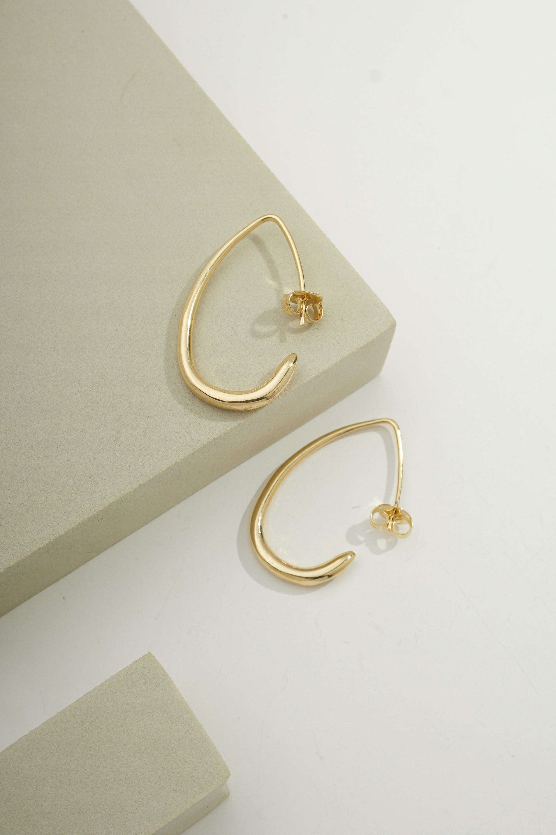 Teardrop Hoop Gold