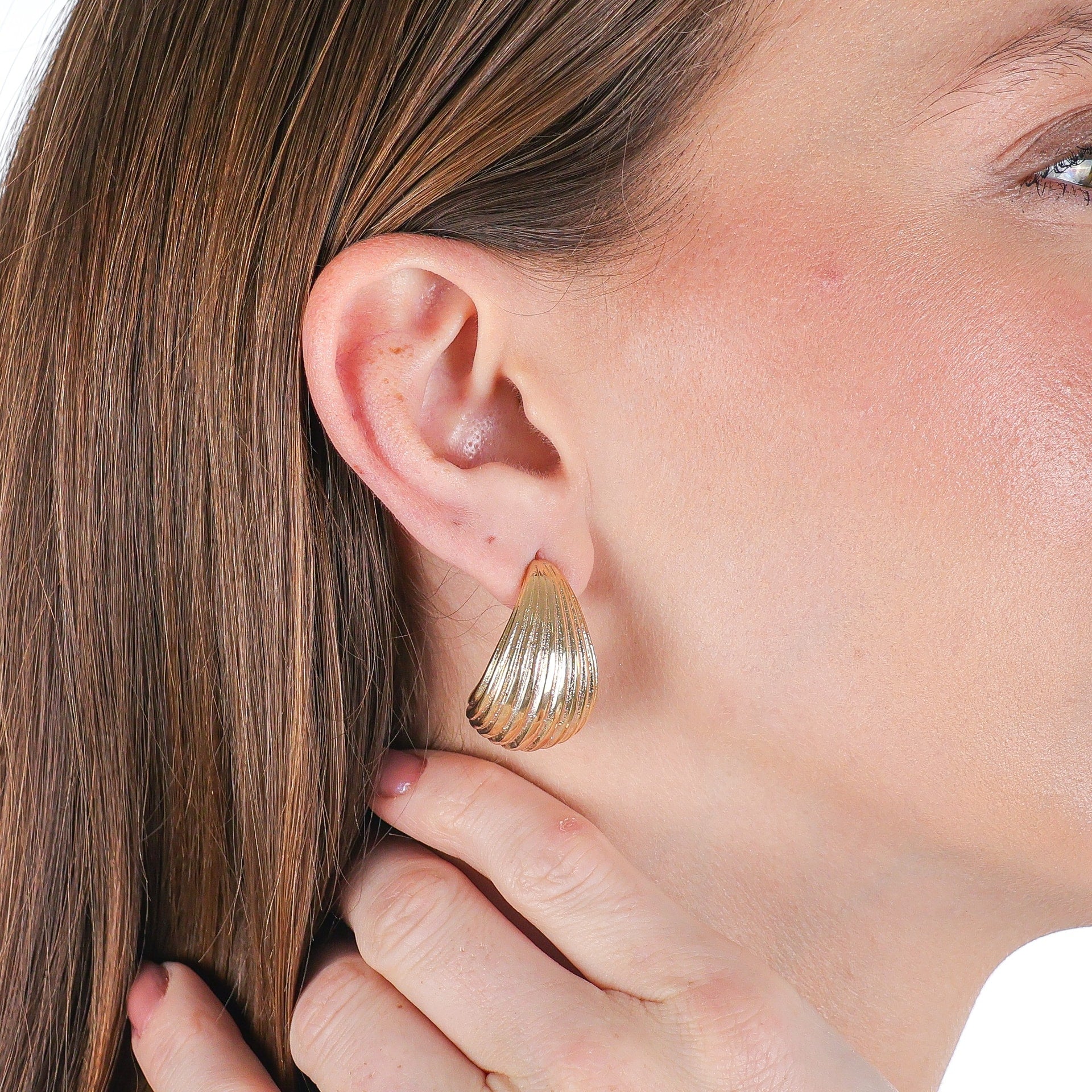Fluted Teardrop Earring Gold
