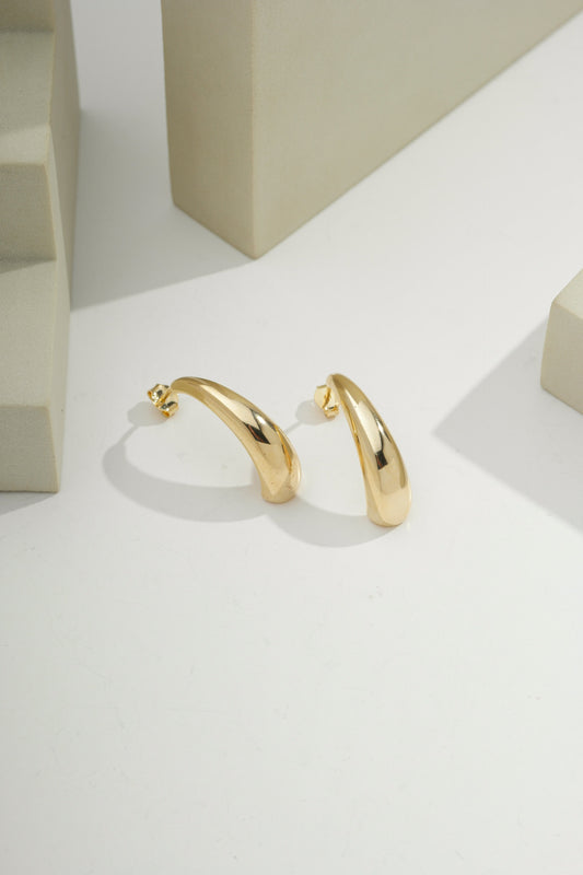 Small Modern Curve Earrings Gold