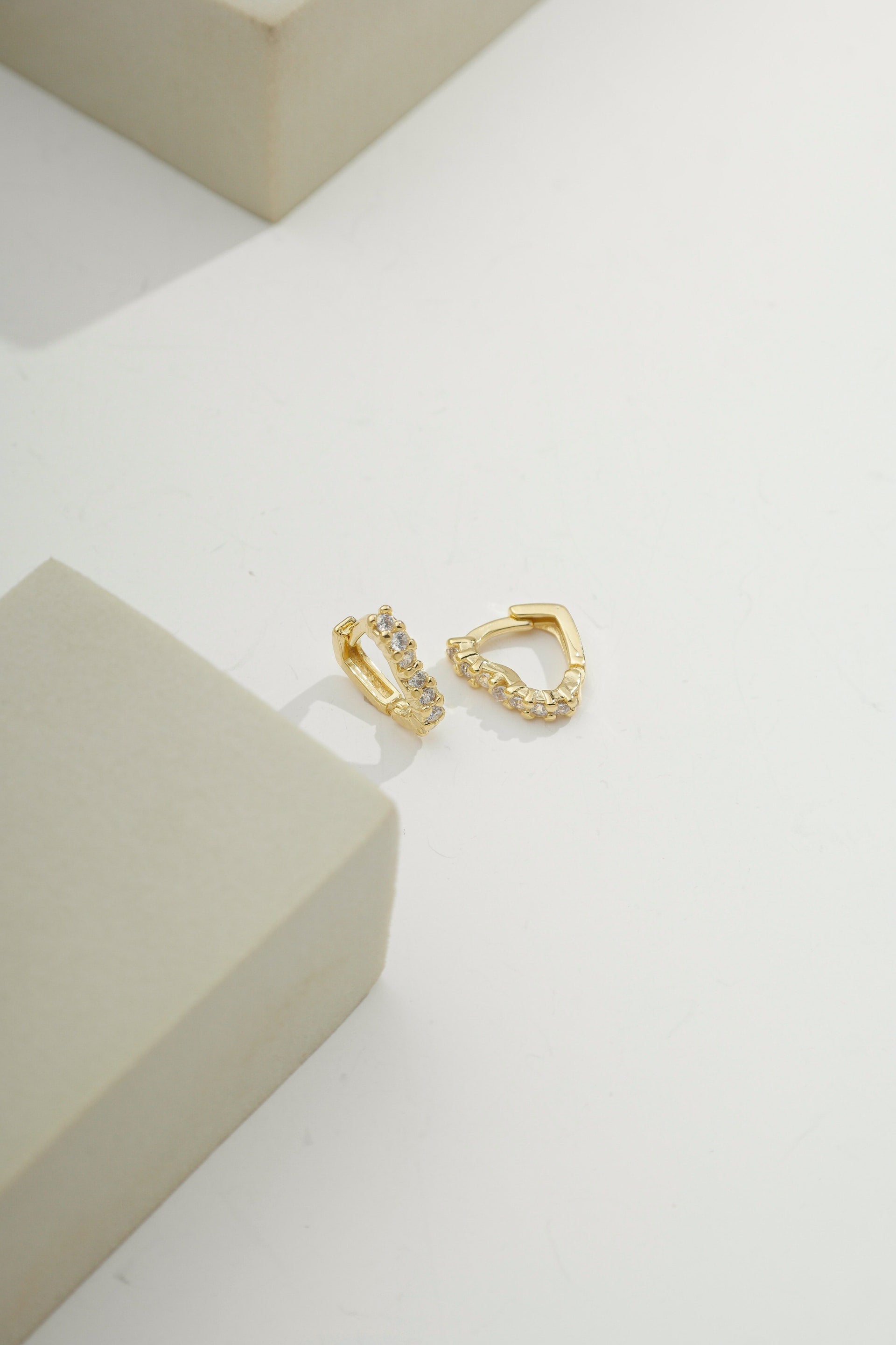 Valentina Heart Huggies Gold