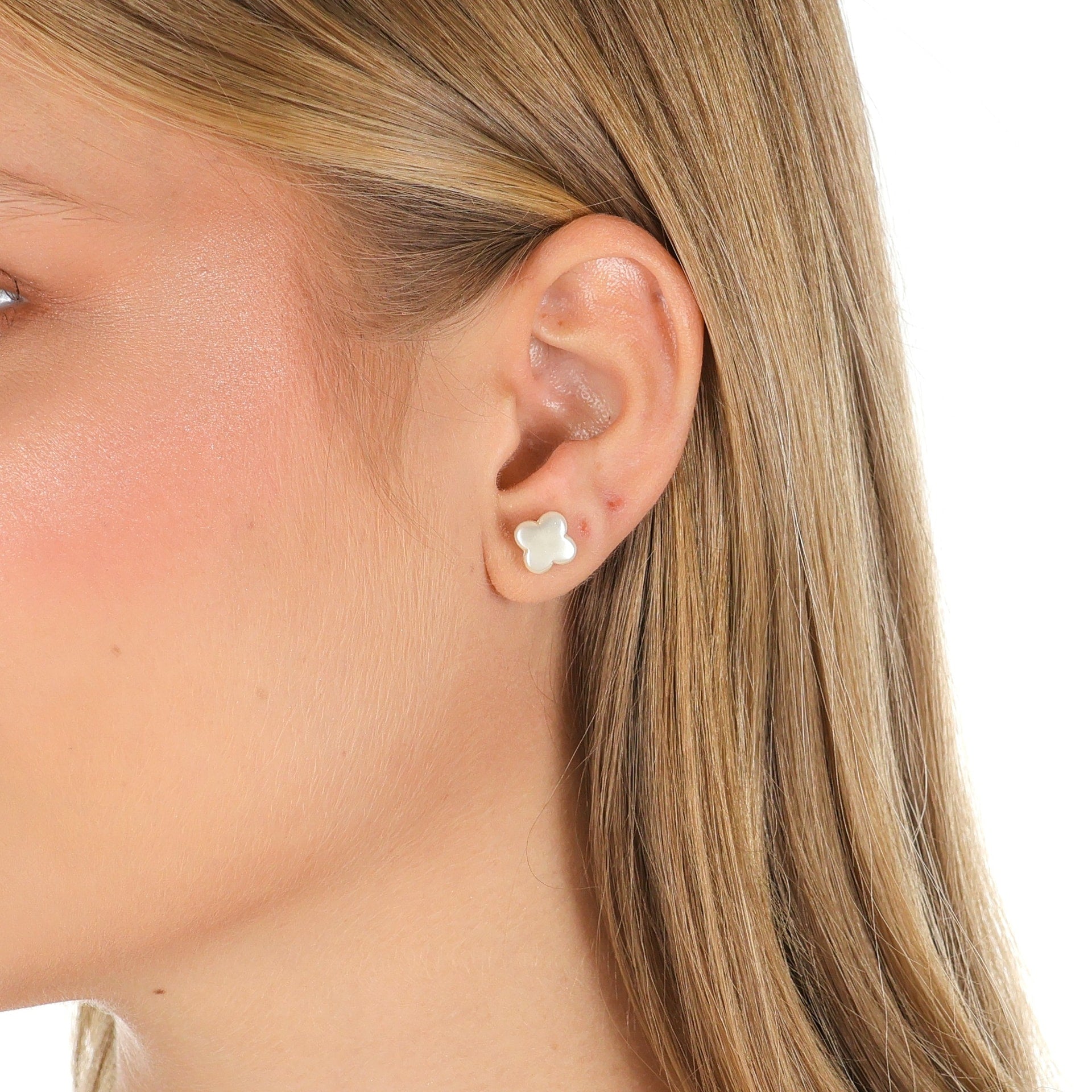 Dainty Pearlized Lucky Clover Studs Gold
