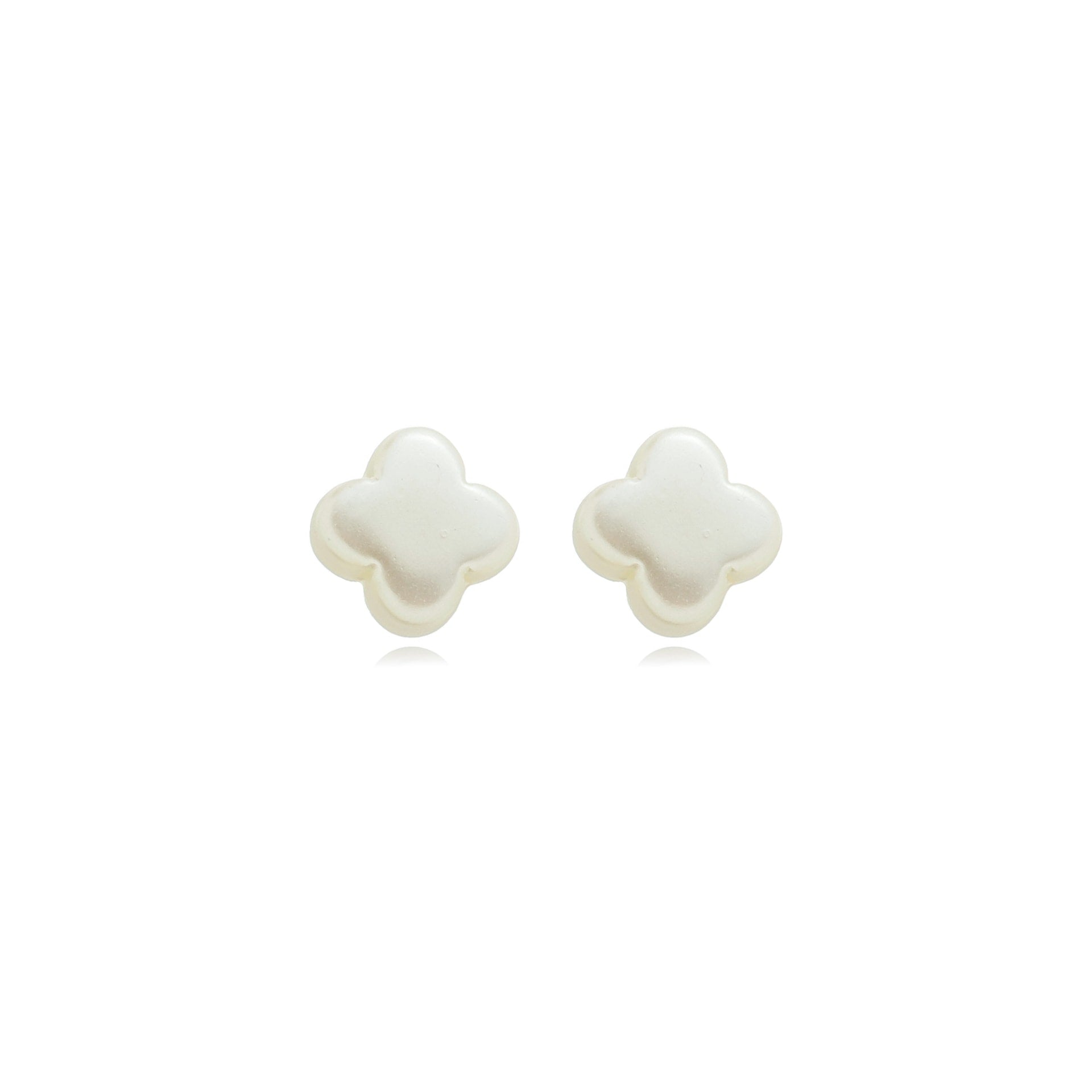 Pearlized Lucky Clover Studs Gold