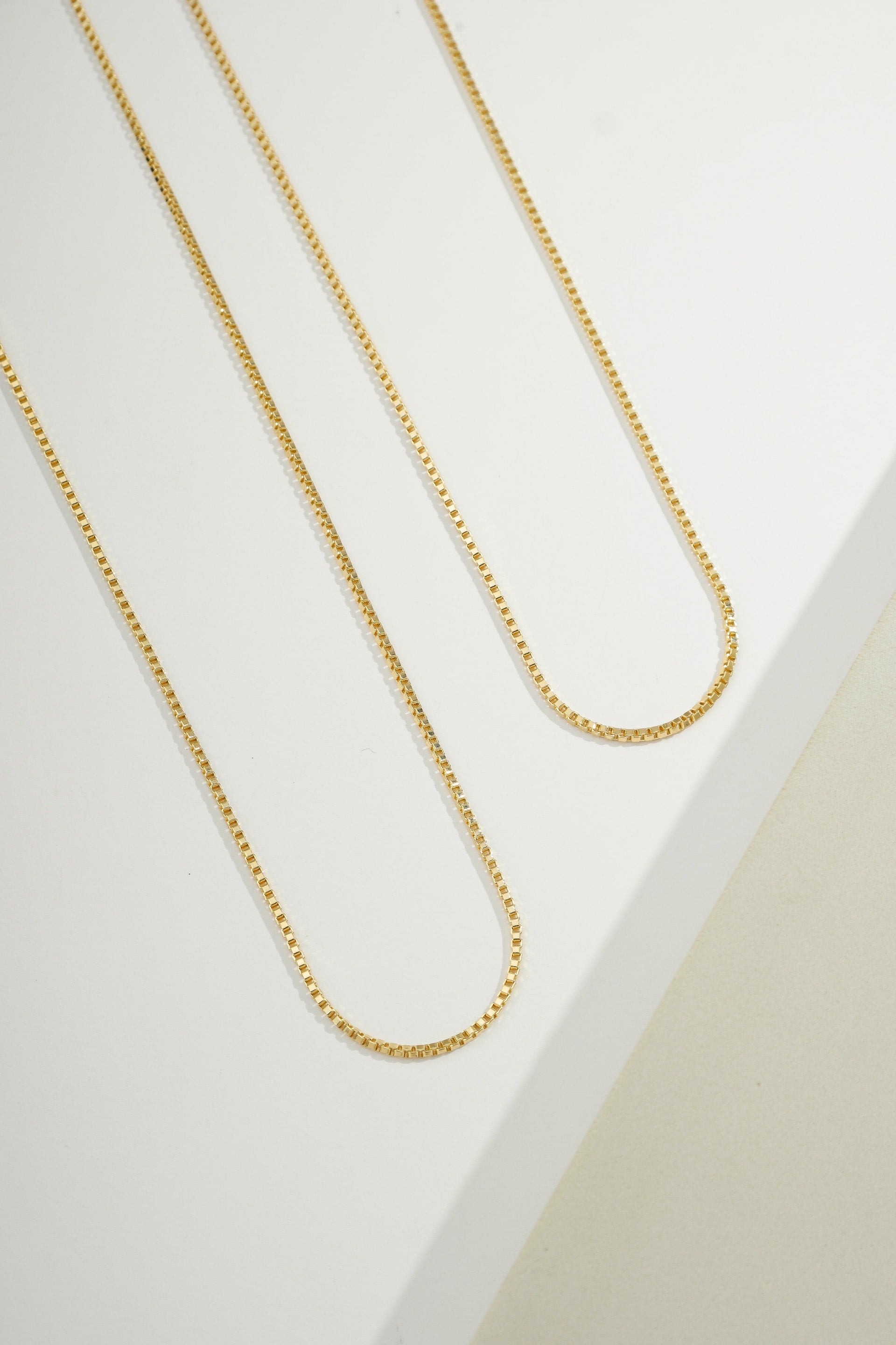 Sleek Box Chain - 1,5mm Wide Gold / 18"