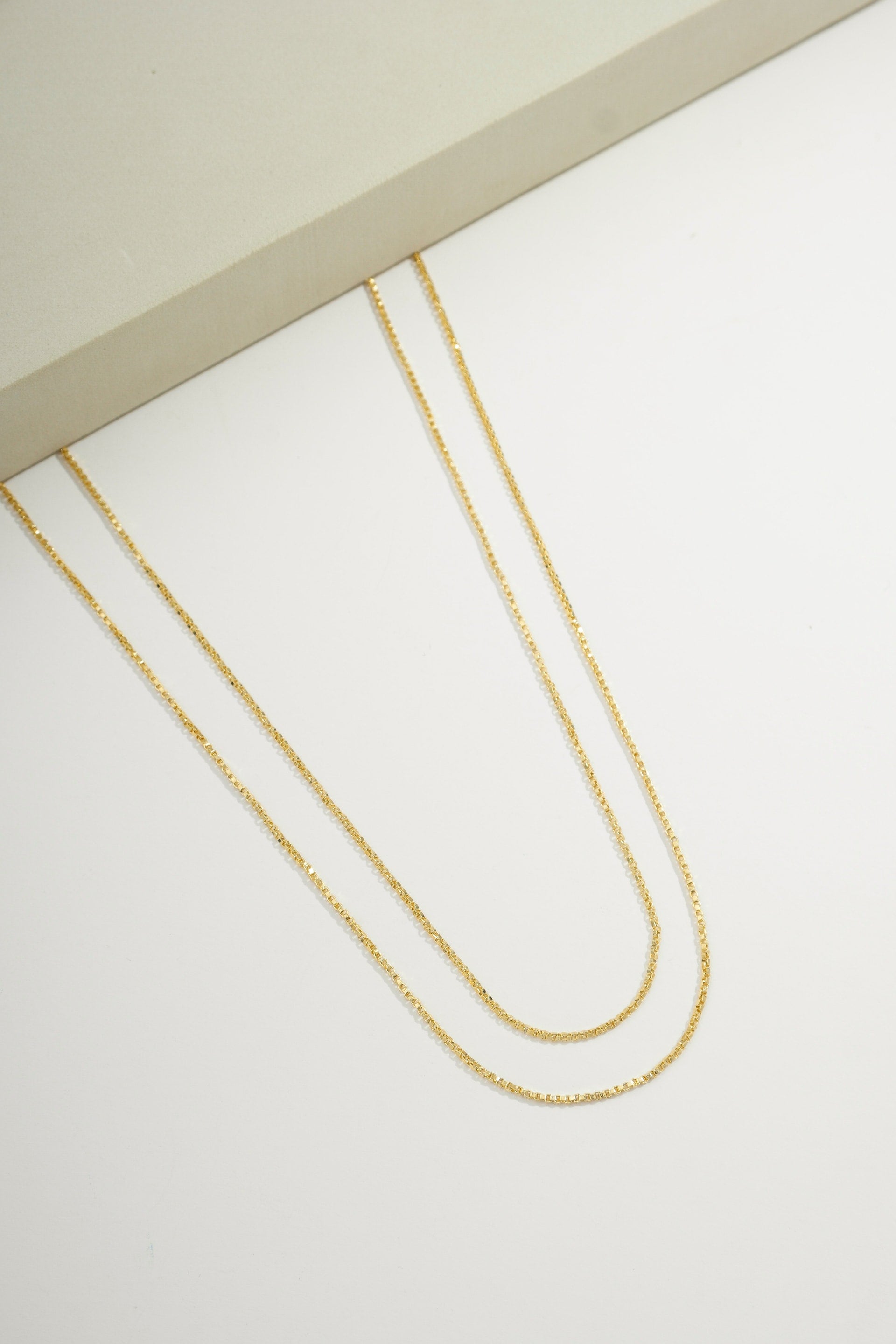 Classic Box Chain - 1,2mm Wide Gold / 18"