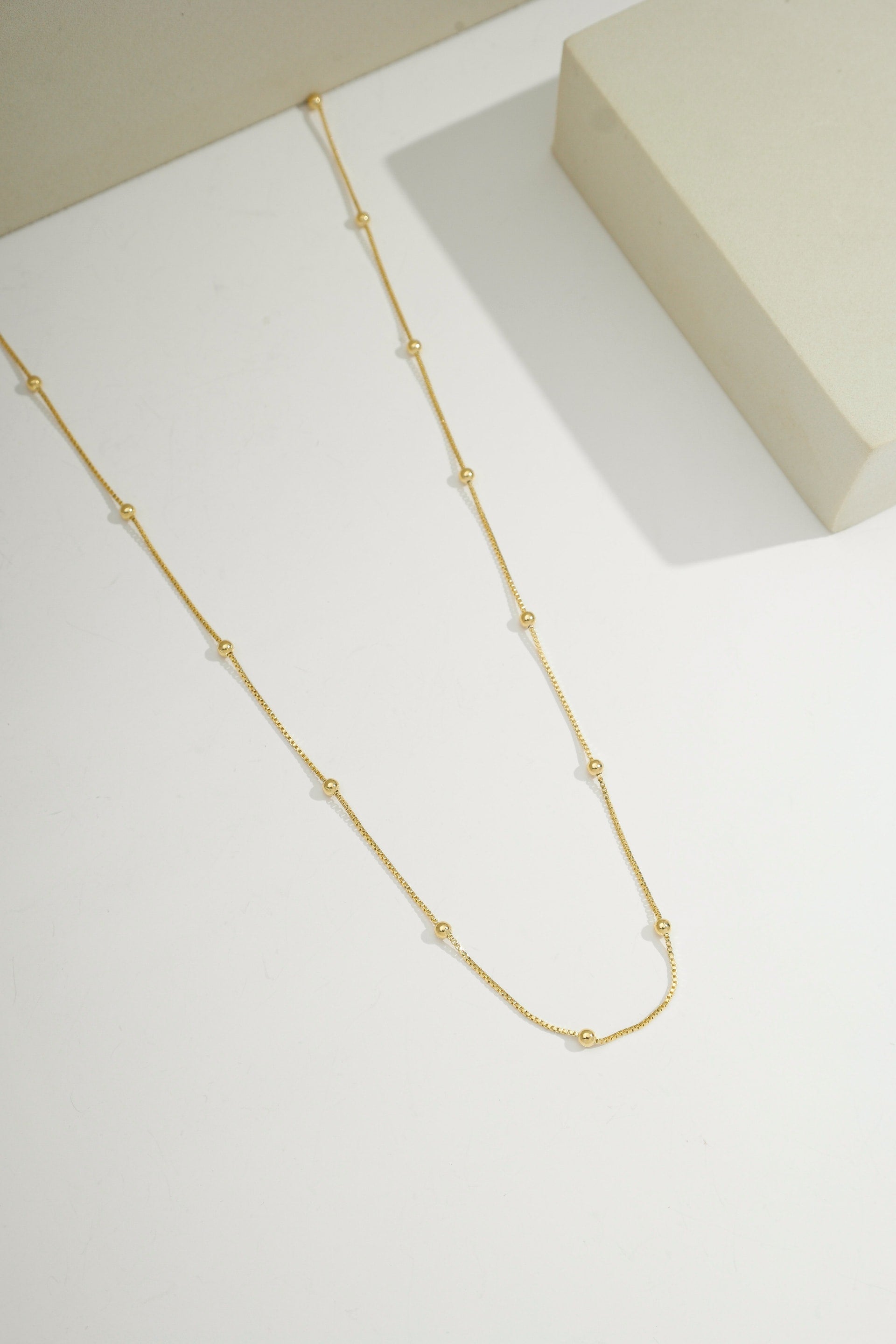 Minimalist Beaded Chain Gold / 16"