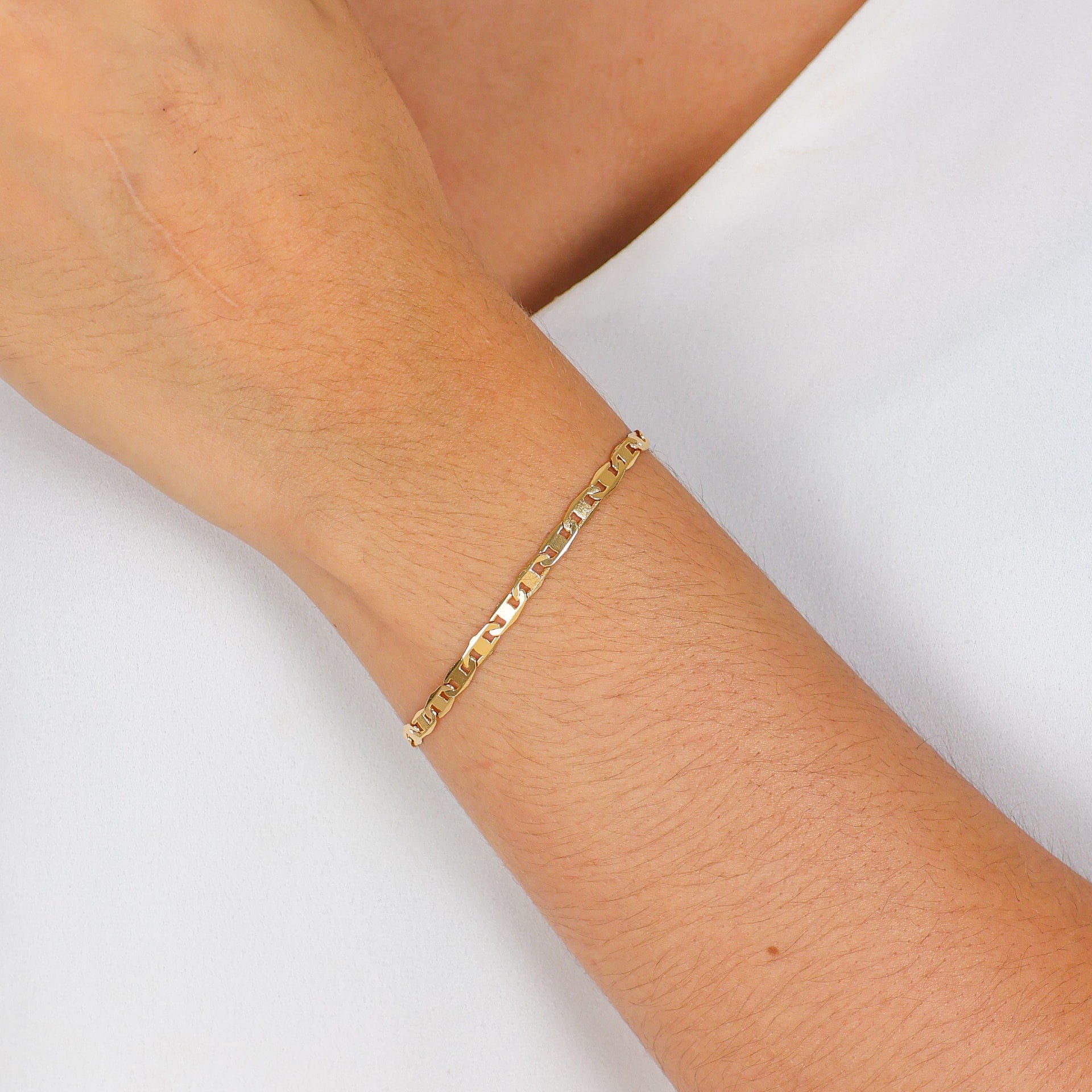 Classic Figaro Chain Gold / 6"