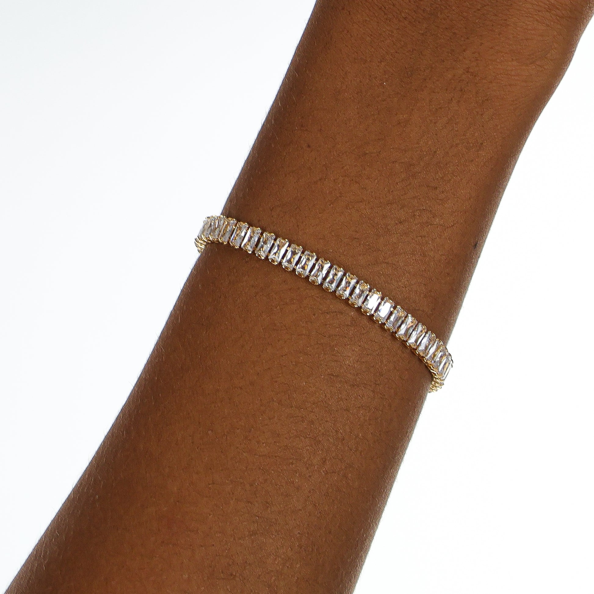 Baguette Brilliance Tennis Bracelet Gold