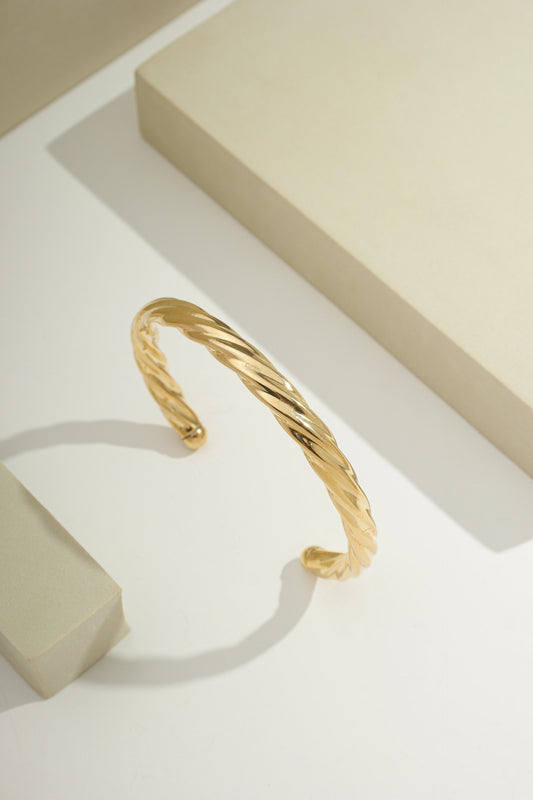 Twist Bangle Gold