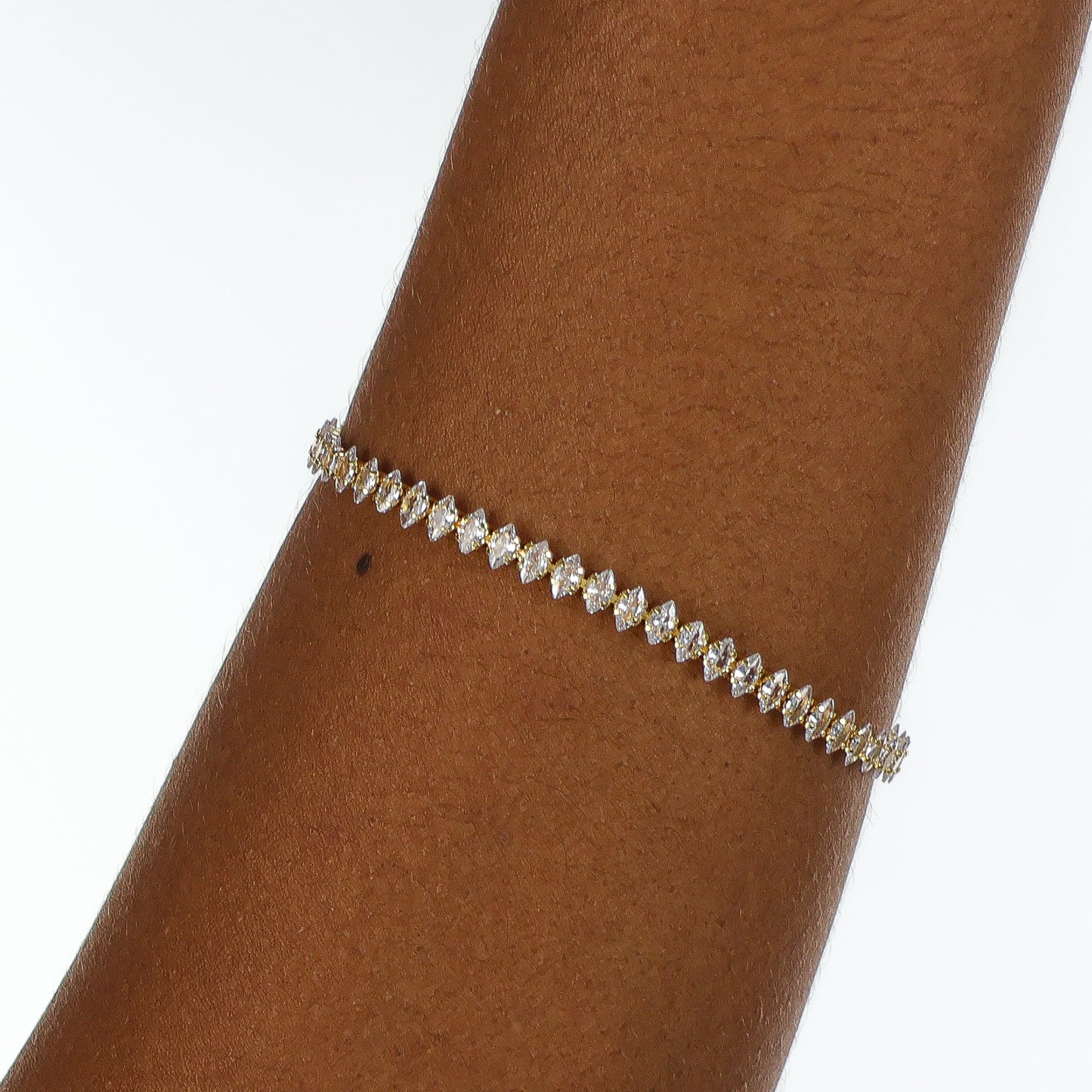 Diamond Dazzle Tennis Bracelet Gold
