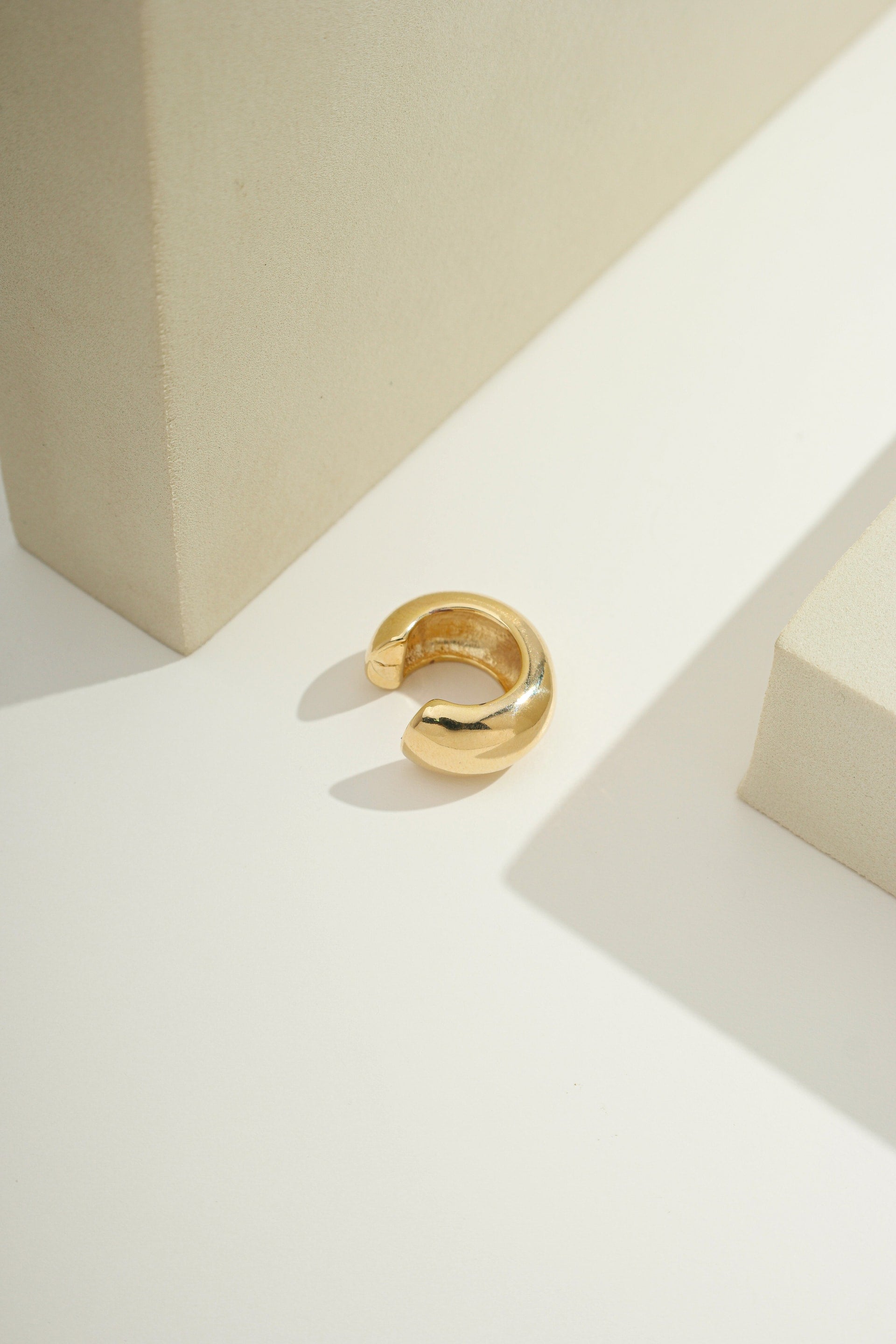 Bold Classic Fake Piercing Gold