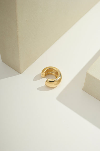 Bold Classic Fake Piercing Gold