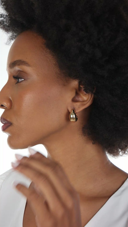 Classic Teardrop Earring