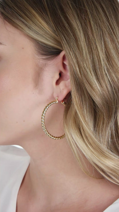 Maxi Twisted Hoop