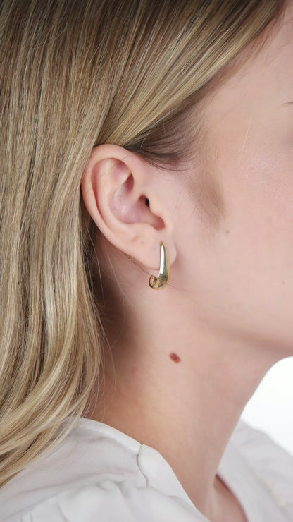 Featherlight Teardrop Earring