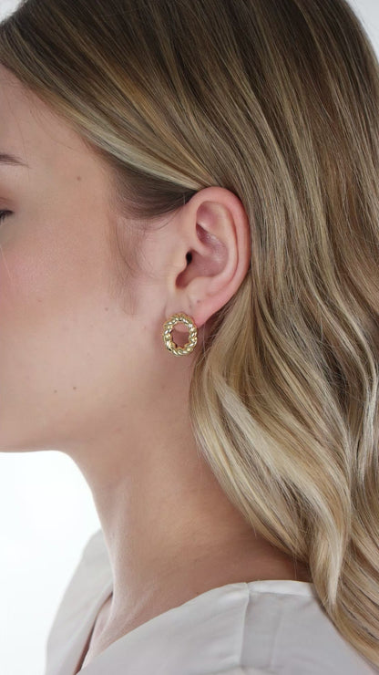 Small Twisted Ring Earring